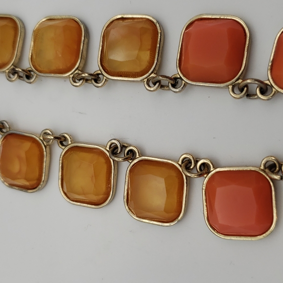 Statement Necklace in Coral/Autumn Brown OS Goldtone Hardware - Picture 6 of 9